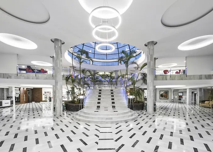 Elba Lanzarote Royal Village Hotell 4*