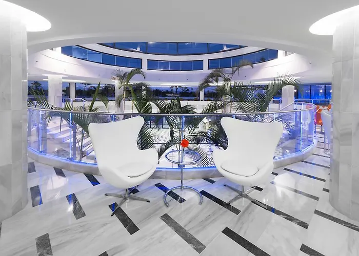 Hotel Elba Lanzarote Royal Village 4*