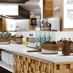 Elba Lanzarote Royal Village 4*