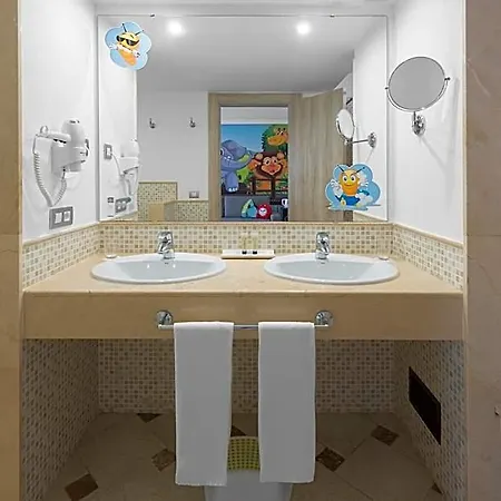 Elba Lanzarote Royal Village פלאיה בלנקה
