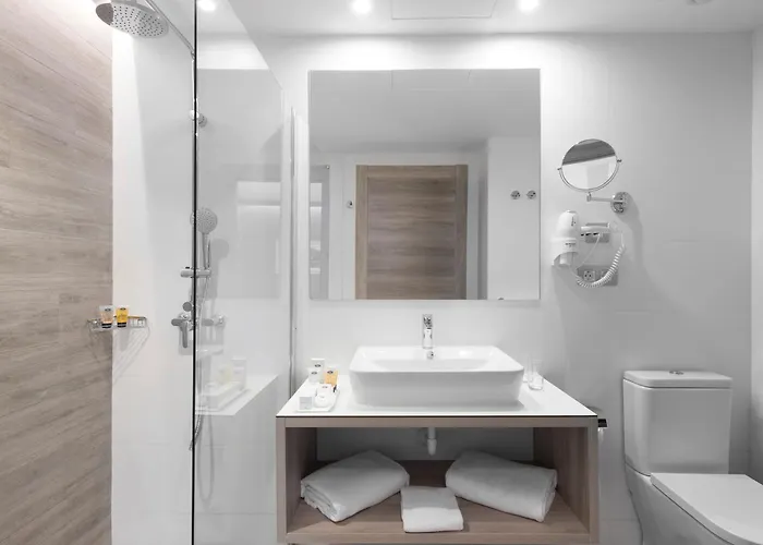 Elba Lanzarote Royal Village Hotel 4*