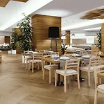 Elba Lanzarote Royal Village 4*