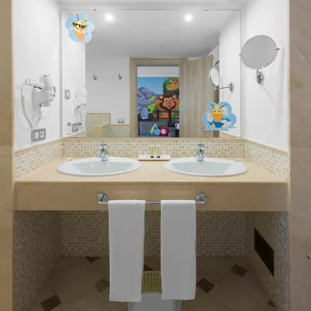 Elba Lanzarote Royal Village Hotel 4*