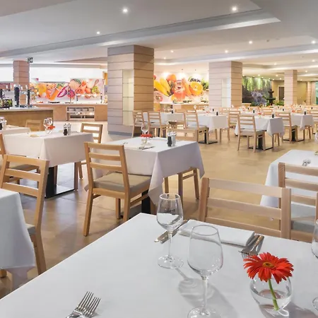 Elba Lanzarote Royal Village